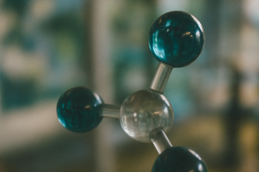 TMG supplement als methyl-donor met drie methylgroepen in moleculaire weergave